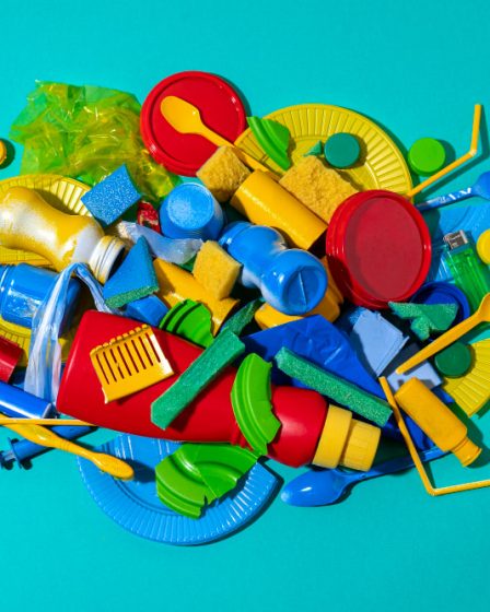 Como escolher o polímero ideal para peças plásticas injetadas industriais