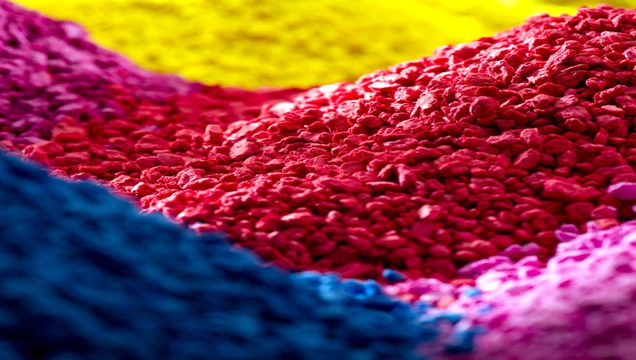 Como escolher o polímero ideal para peças plásticas de alta precisão?