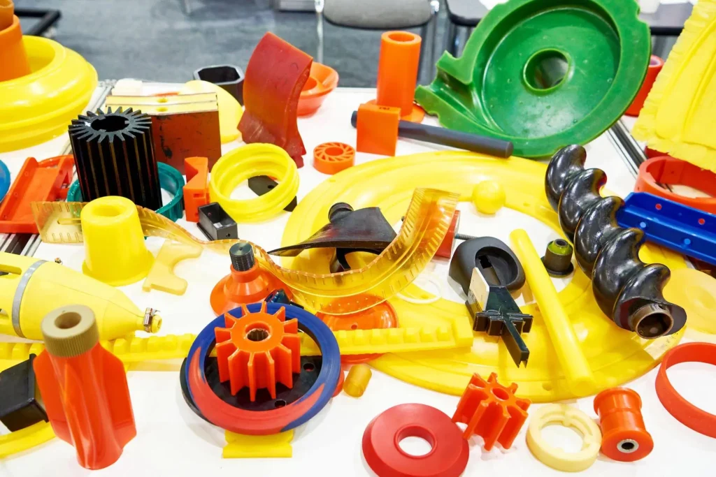 O que é injeção plástica e como esse processo funciona?
